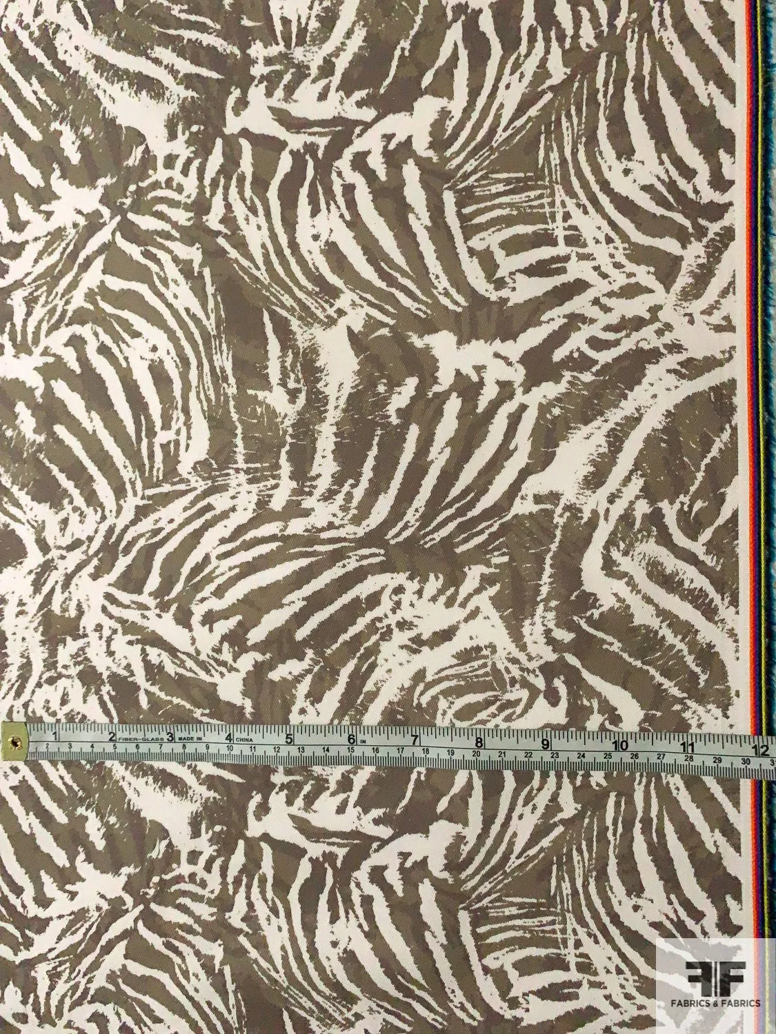 Abstract Leaf Graphic Printed Stretch Cotton Twill - Stone / Dusty Olive / Off-White