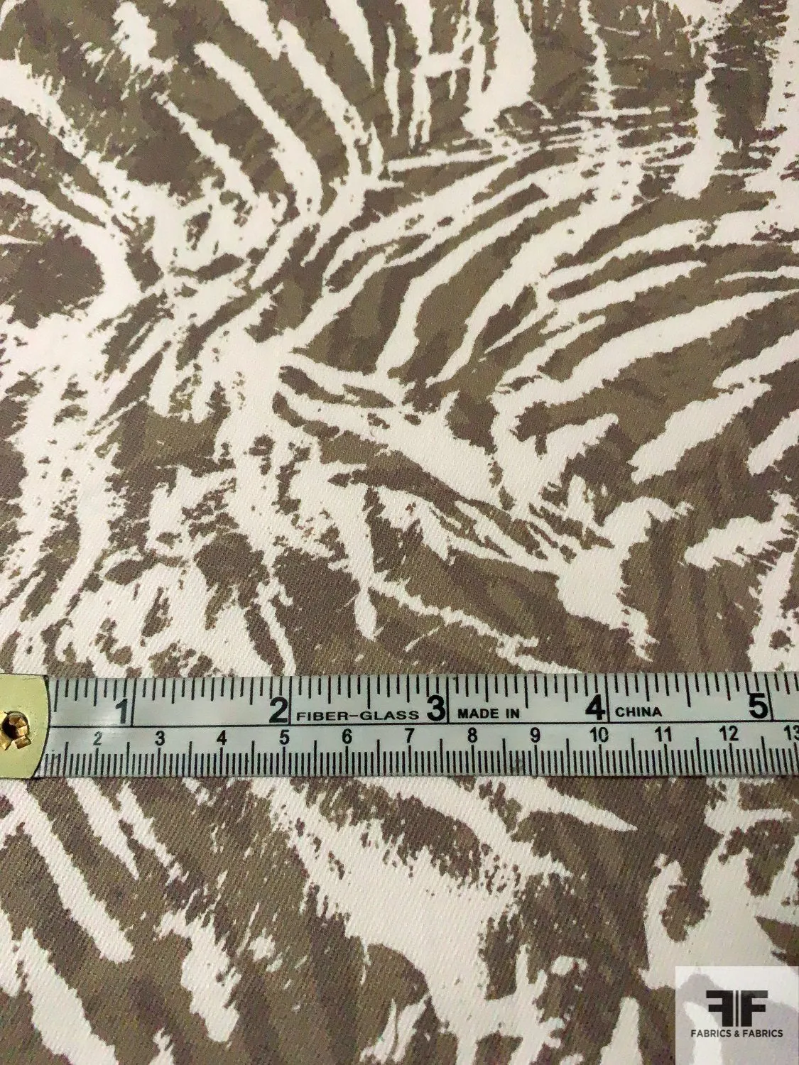 Abstract Leaf Graphic Printed Stretch Cotton Twill - Stone / Dusty Olive / Off-White