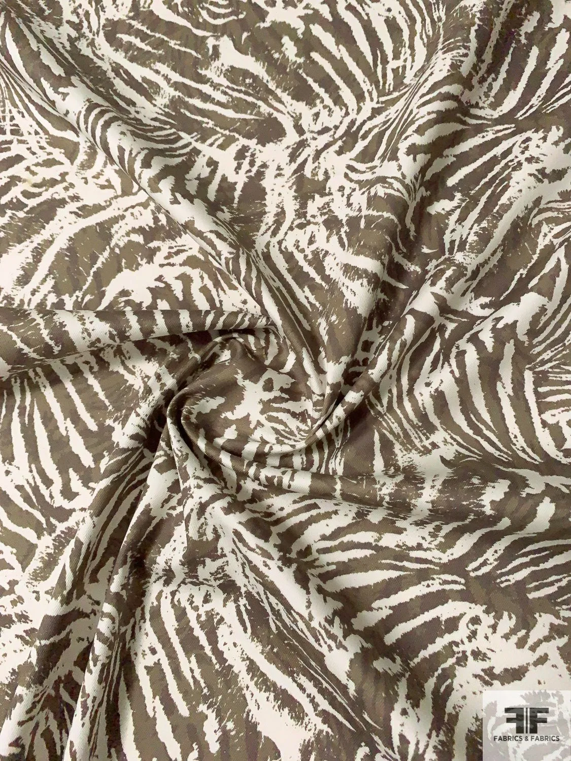Abstract Leaf Graphic Printed Stretch Cotton Twill - Stone / Dusty Olive / Off-White