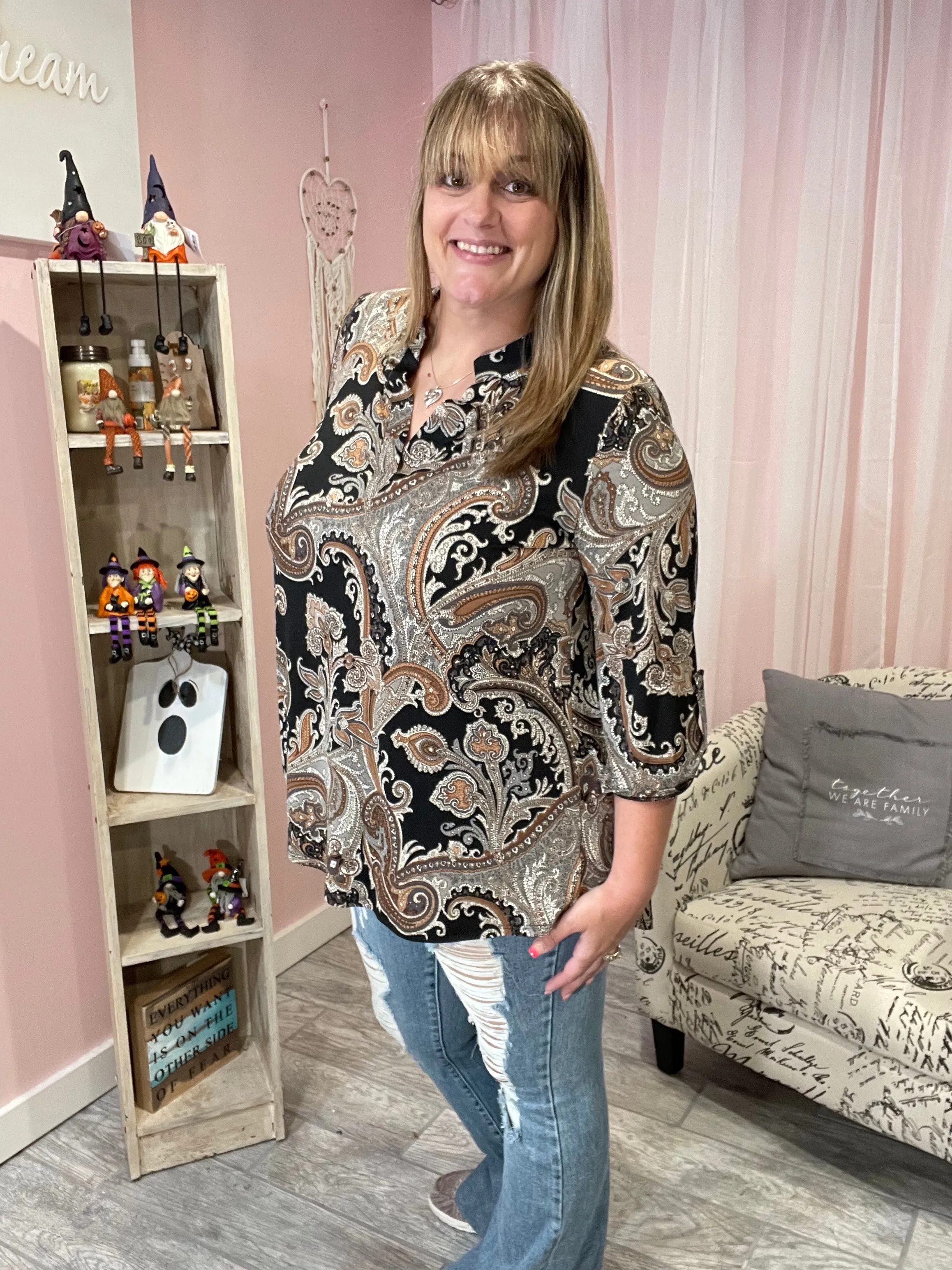 Black Paisley Gabby
