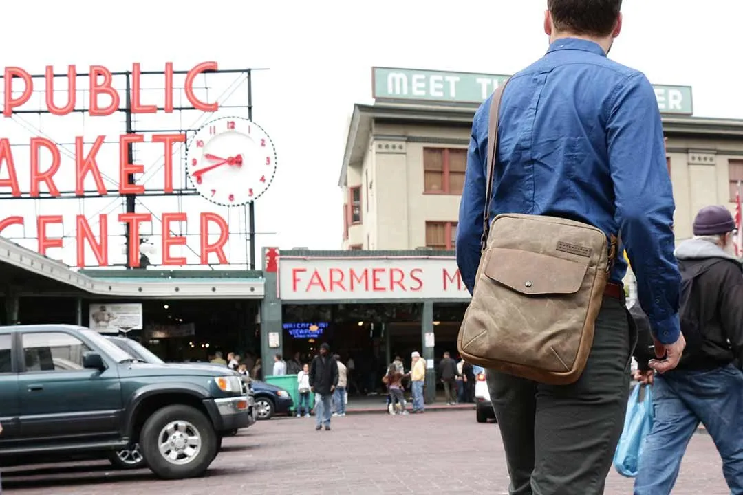 Bolt Crossbody Laptop Bag