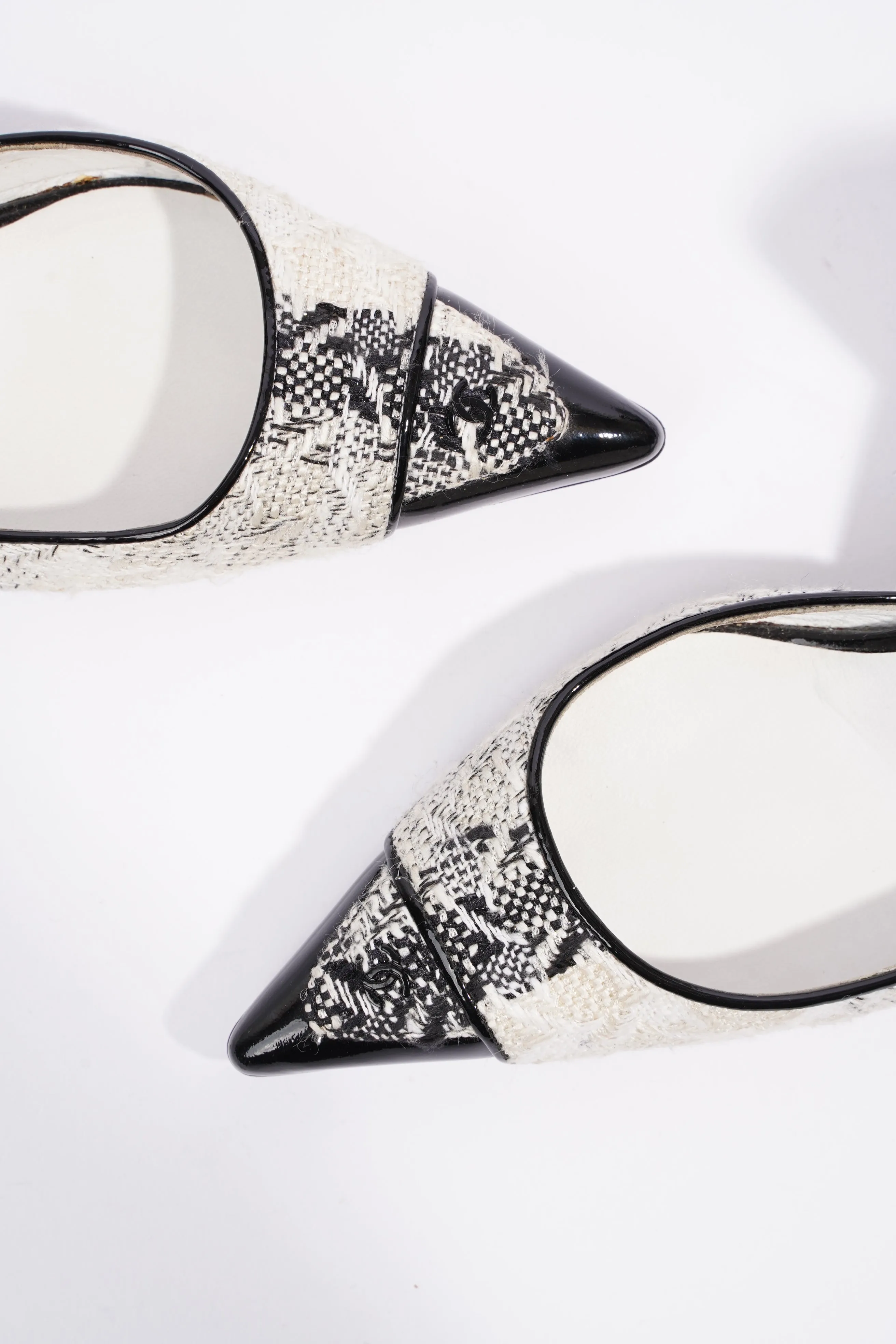 Chanel CC D'Orsay White   Black Tweed EU 38.5 UK 5.5