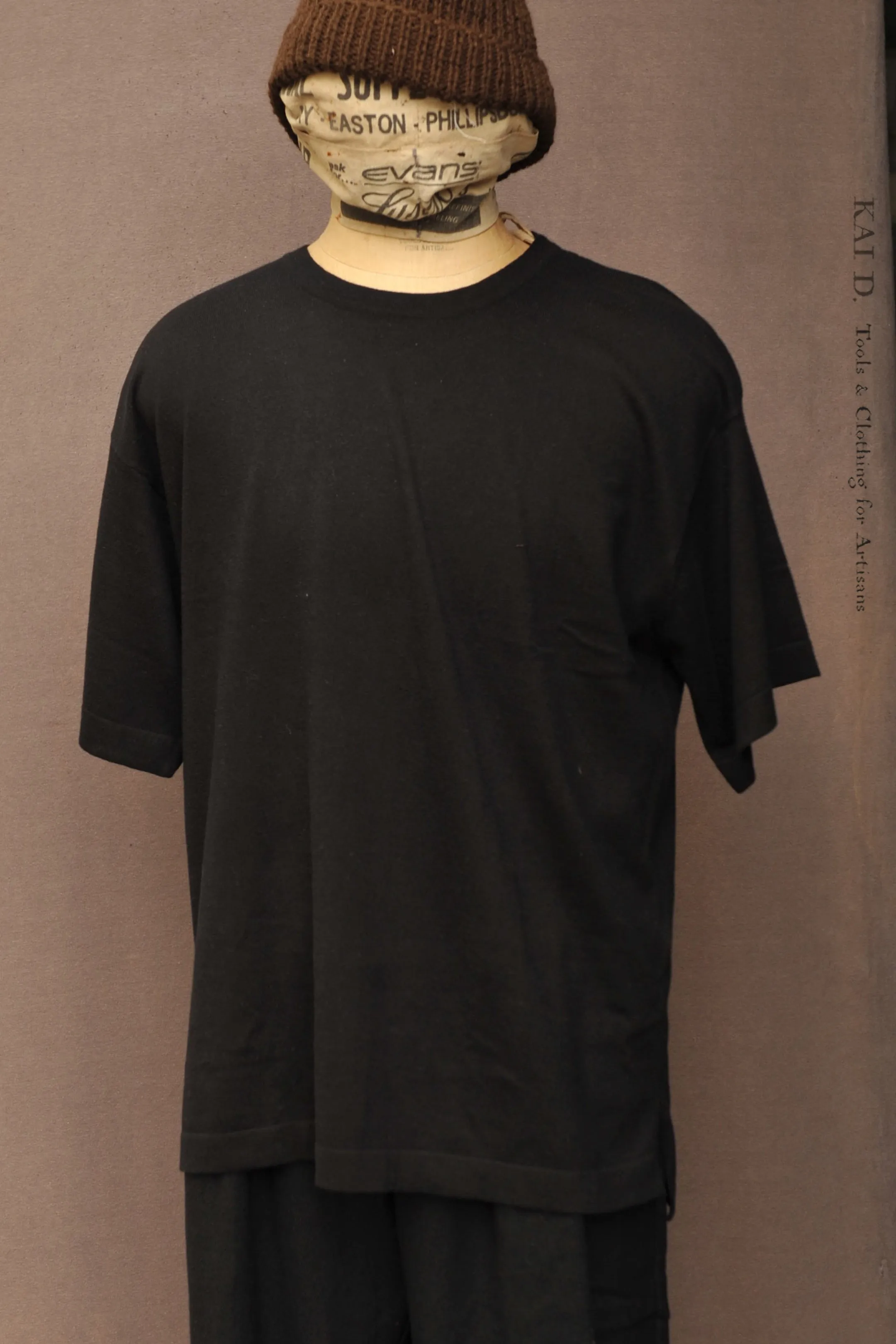 Cotton Cashmere Tee - Black - M, L (oversized)