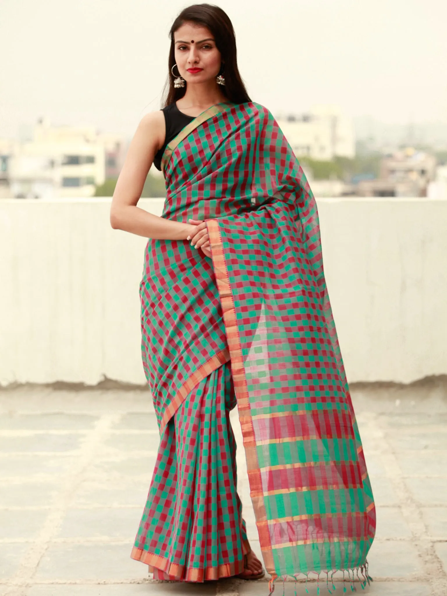 Green Maroon Handloom Mangalagiri Cotton Saree With Zari Border - S031703868