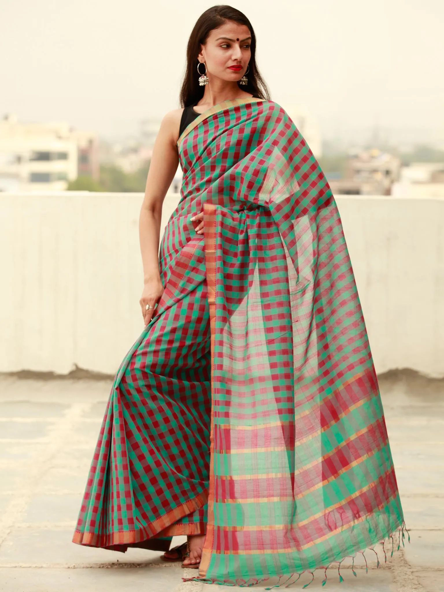 Green Maroon Handloom Mangalagiri Cotton Saree With Zari Border - S031703868