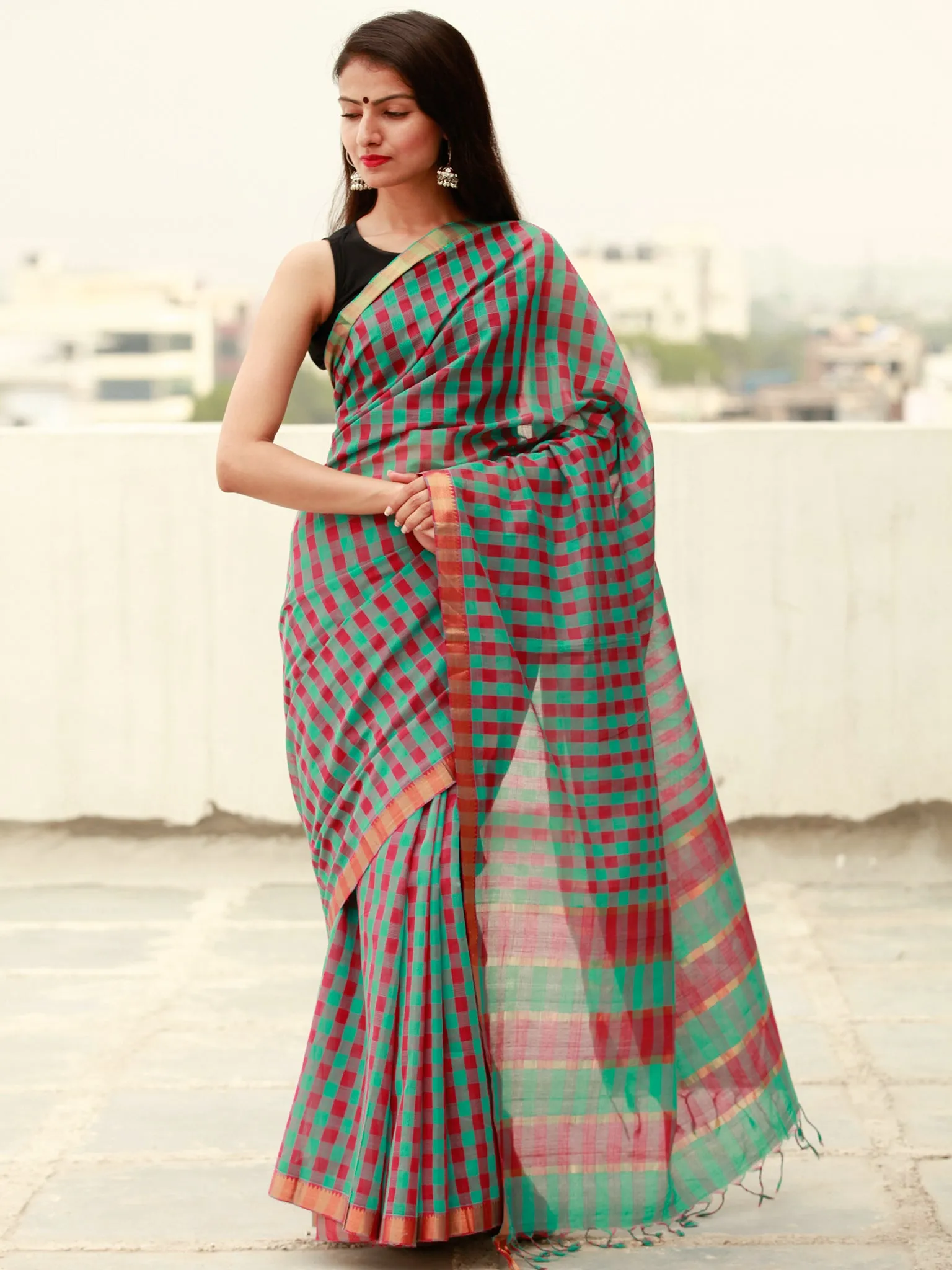 Green Maroon Handloom Mangalagiri Cotton Saree With Zari Border - S031703868