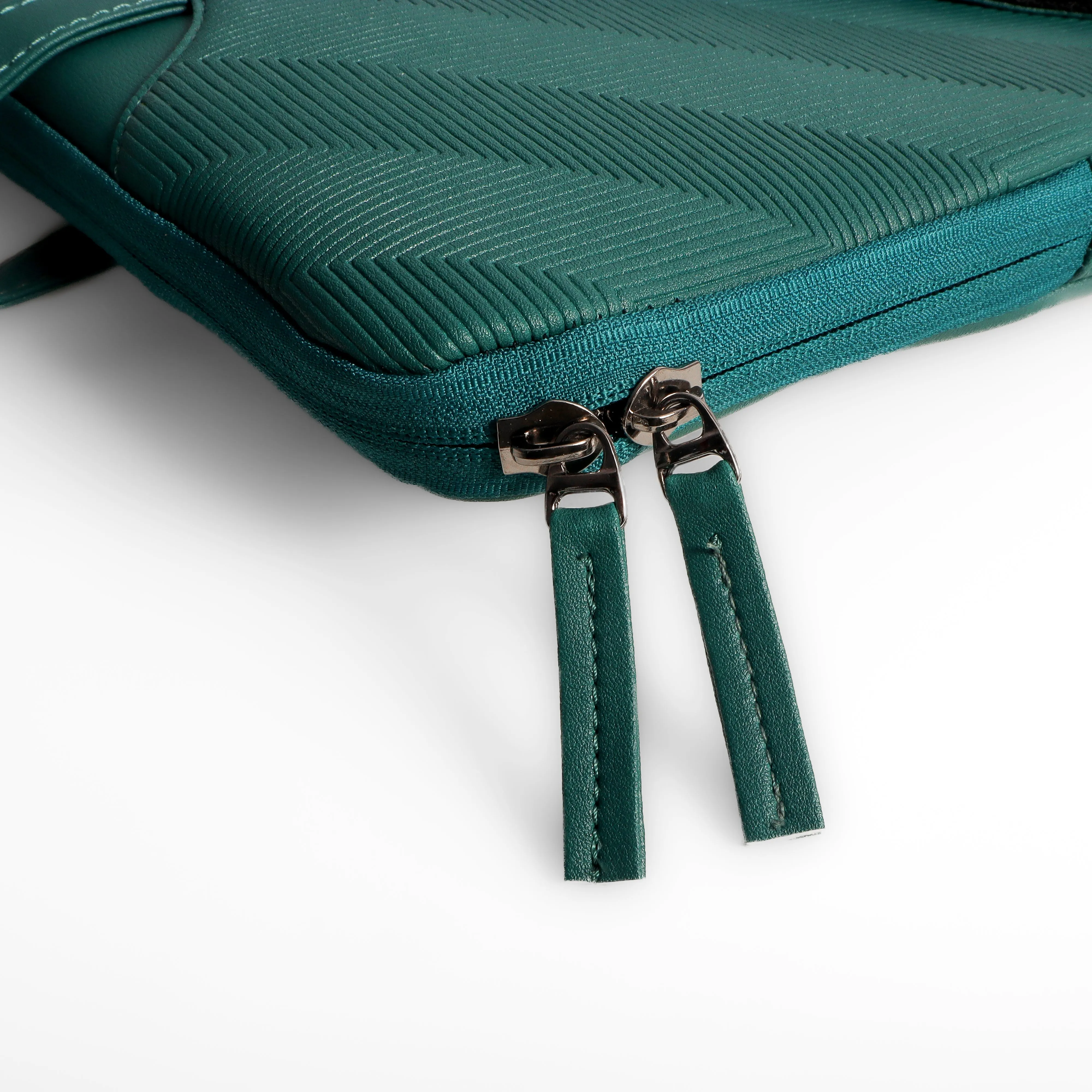 Minimalist Unisex Laptop Bag