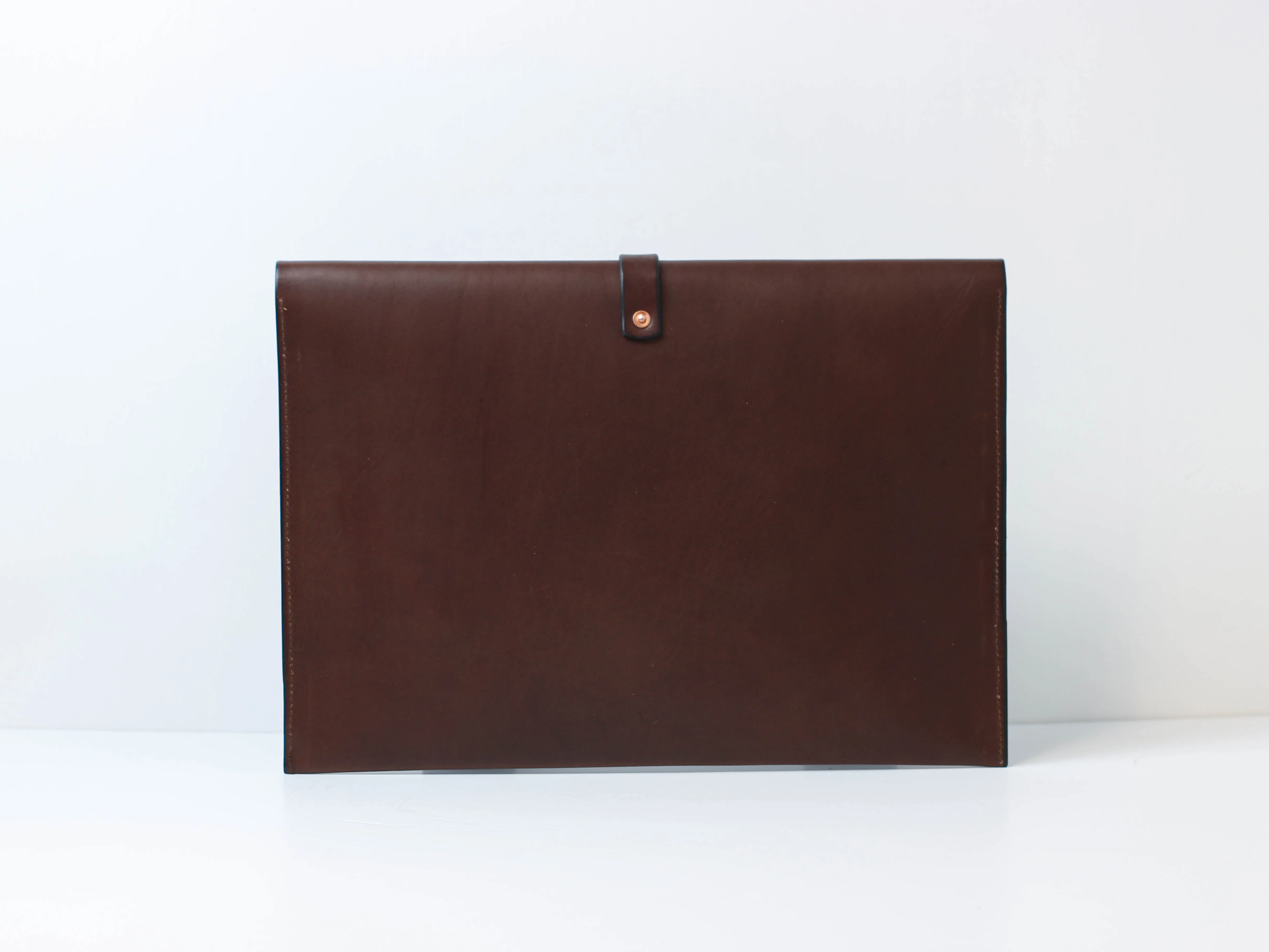 T2 LEATHER PORTFOLIO