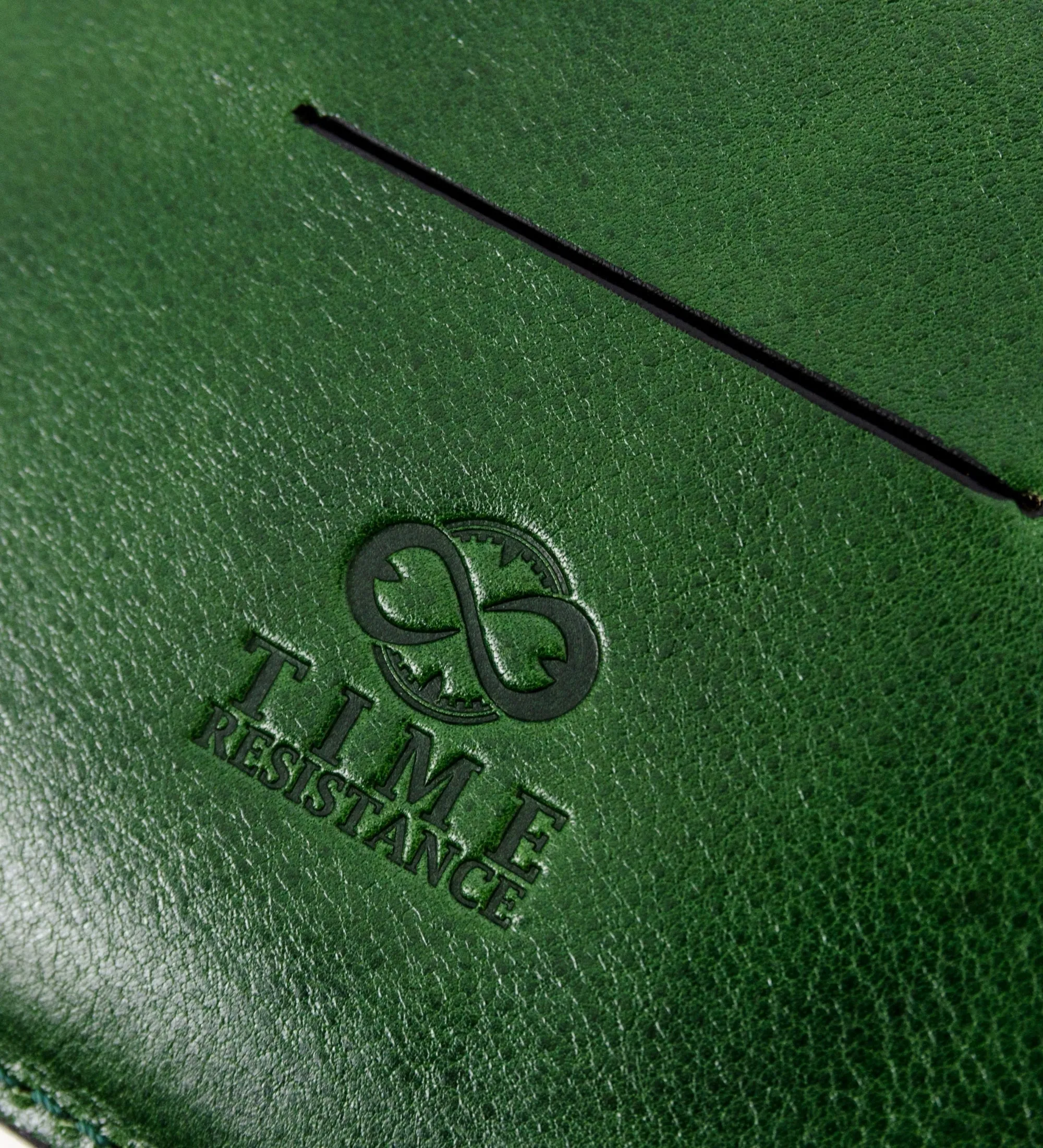 Womens Leather Journal with Refillable A5 Notepad - The Diary of a Nobody